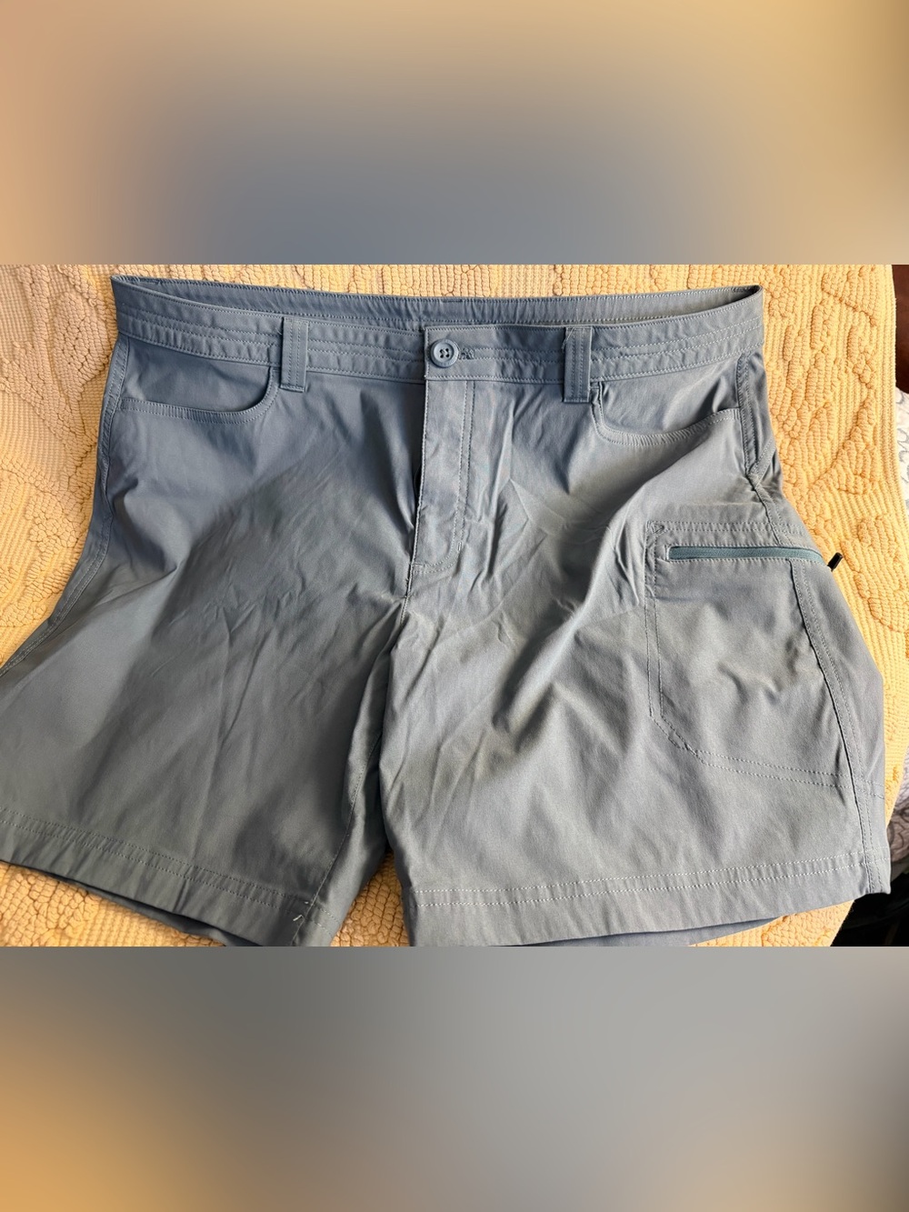 Eddie Bauer Women’s Graphite Rainier Waterproof Active Shorts